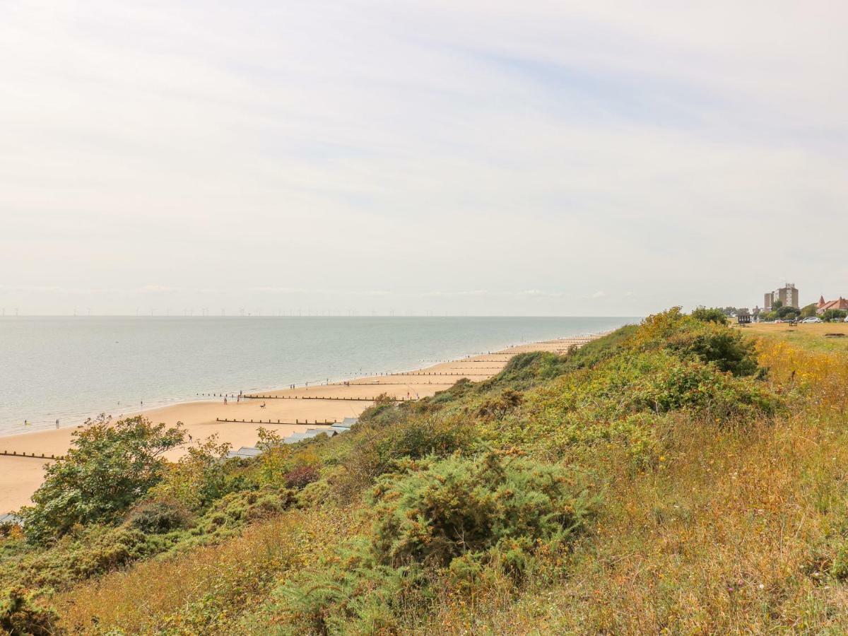 Sea View Cottage Frinton-on-Sea Exterior photo