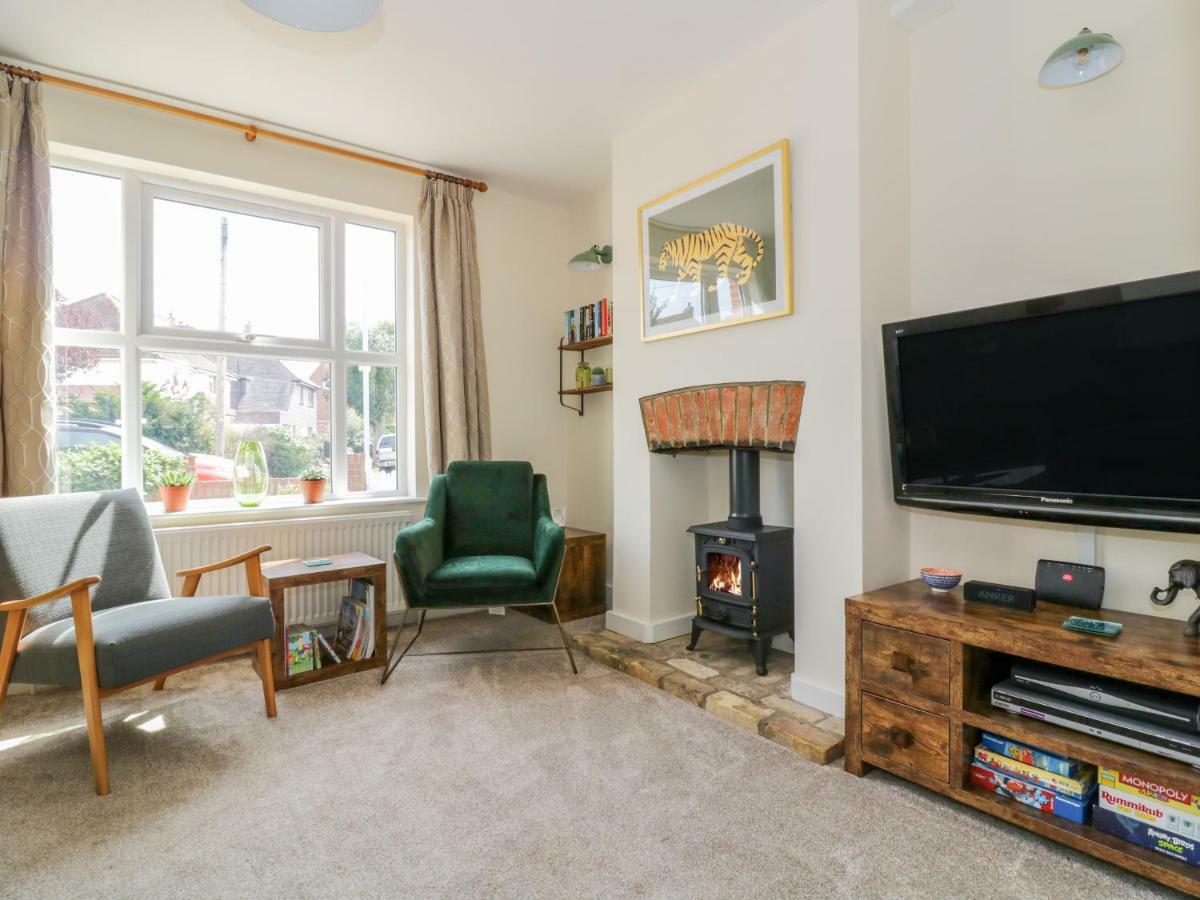 Sea View Cottage Frinton-on-Sea Exterior photo