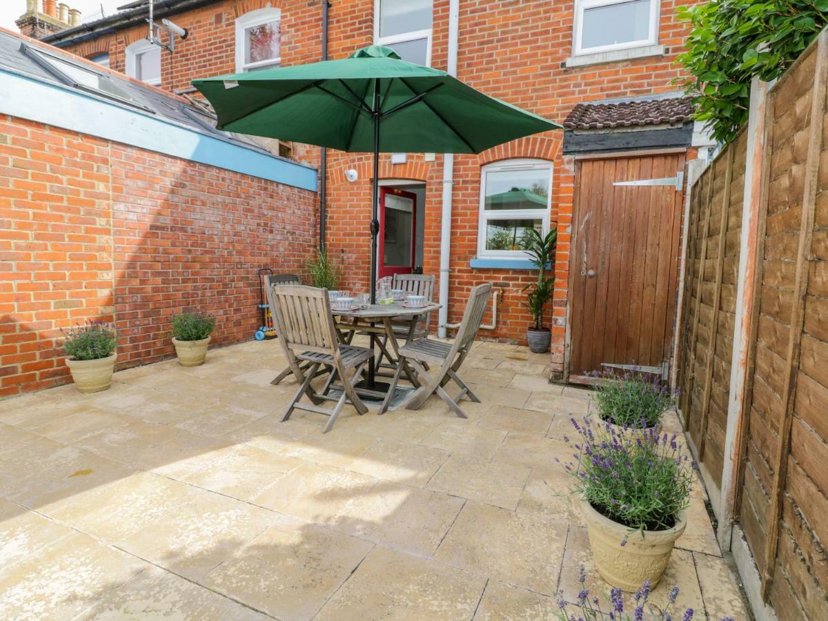 Sea View Cottage Frinton-on-Sea Exterior photo